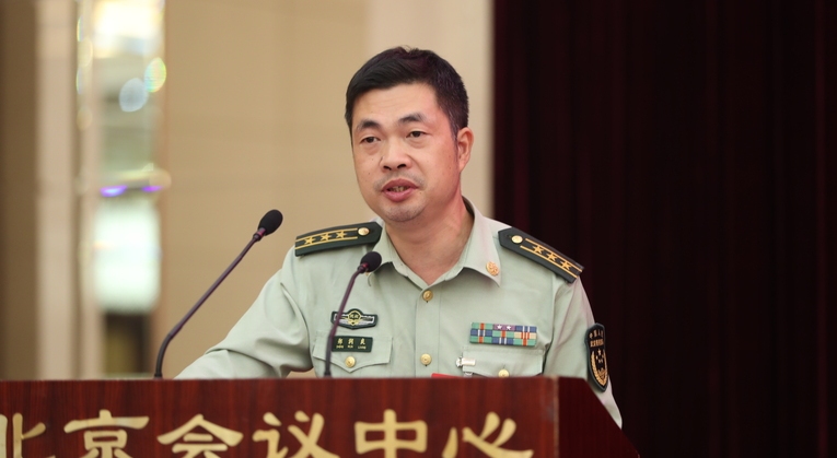 鄭潤良發(fā)言