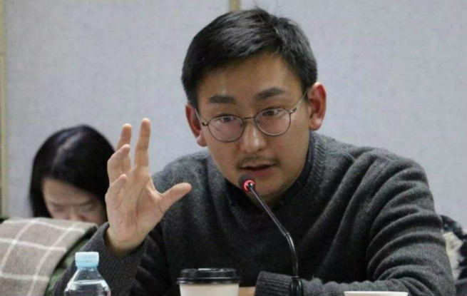 李壯：呼喚常識(shí)中的犄角，青年寫(xiě)作關(guān)鍵詞