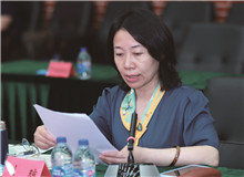 劉瓊：《講話》的立場(chǎng)、態(tài)度和文藝觀“為什么人的問(wèn)題，是一個(gè)根本的問(wèn)題，原則的問(wèn)題”“必須明確地徹底地解決它”。[詳細(xì)]