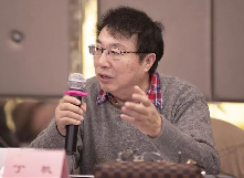 丁　帆：觸碰中國鄉(xiāng)土小說史詩的書寫　　真善美與假惡丑在中原鄉(xiāng)土大地上交鋒于無形、無聲、無相之中。[詳細]