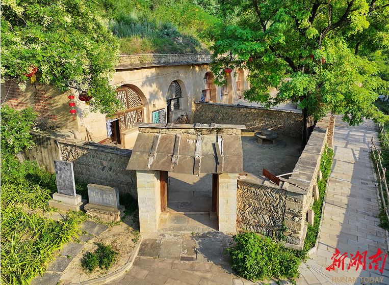 延川縣大禹街道馬家店村路遙故居。