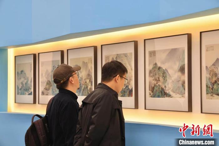 “景·色”——2023當代青綠山水畫學術(shù)邀請展現(xiàn)場。 主辦方供圖