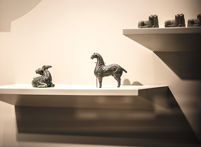 展廳一角。  　　清華大學(xué)藝術(shù)博物館供圖