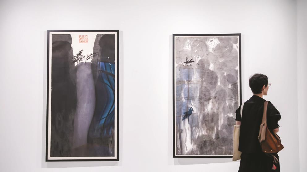 昨天，“行云流墨——巴黎賽努奇博物館藏現(xiàn)當代中國繪畫展”在上海東一美術(shù)館揭幕。（館方供圖）