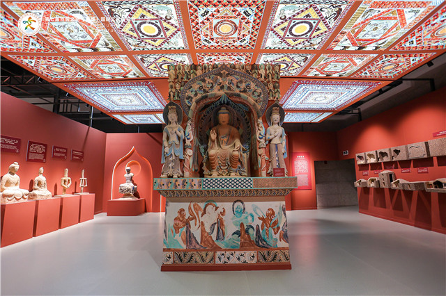 敦煌文博會展廳內(nèi)