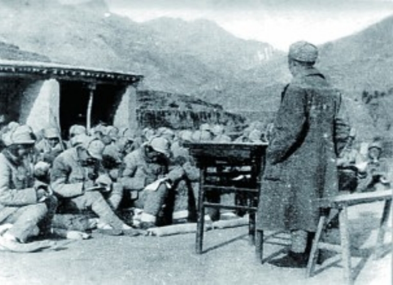 華北聯(lián)大：一邊戰(zhàn)斗，一邊學習　　1939年7月，來自延安的師生行進三千里，東進至晉察冀抗日根據(jù)地，創(chuàng)建了華北聯(lián)合大學。[詳細]