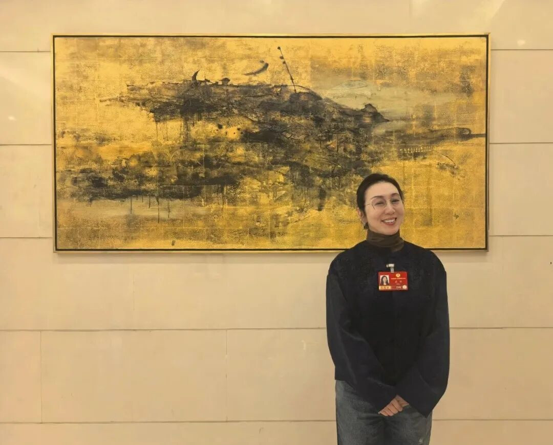 全國政協(xié)委員、北京市文聯(lián)副主席、一級導(dǎo)演孟艷