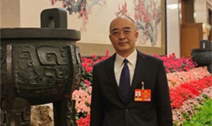 全國政協(xié)委員、中國作協(xié)副主席吳義勤